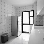 Apartman Downtown 2 Bedroom Peaceful Flat - Balcony & Private Parking *