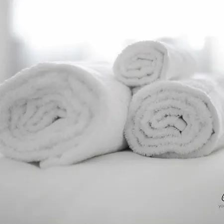 Appartement Downtown 2 Bedroom Peaceful Flat - Balcony & Private Parking Oporto