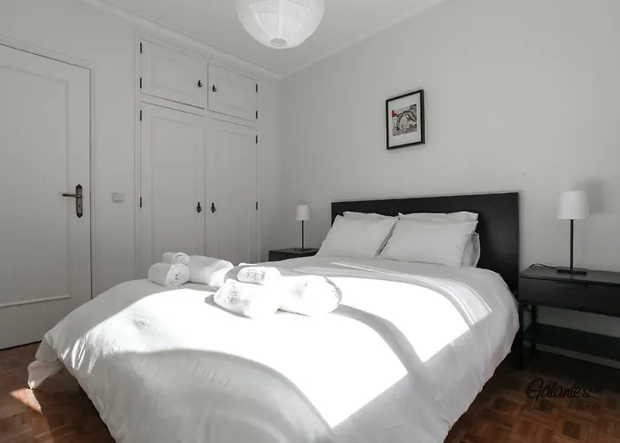 Appartement Downtown 2 Bedroom Peaceful Flat - Balcony & Private Parking *